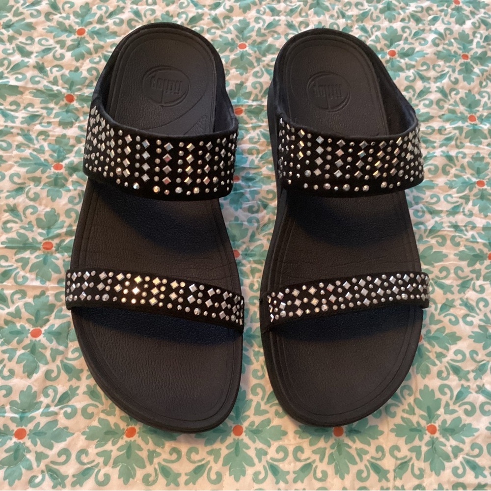 Fitflop navy  Studded Slide Sandals size 10 EUC
Smoke/pet free home